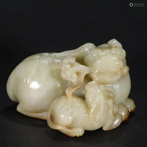 ANCIENT CHINESE WHITE JADE MYTHICAL BEAST