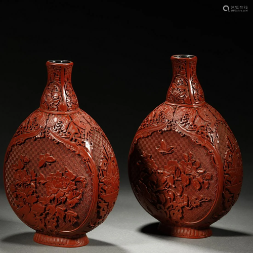 A PAIR OF ANCIENT CHINESE LACQUER WARE BO…