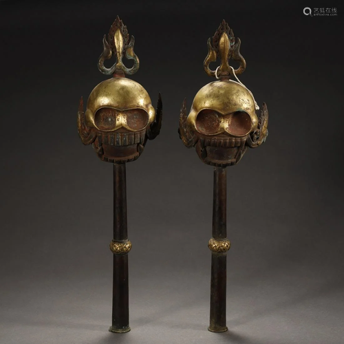 QING DYNASTY,A PAIR OF TIBETAN GILT-BRONZE MA…