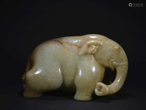 Qing dynasty jade elephant