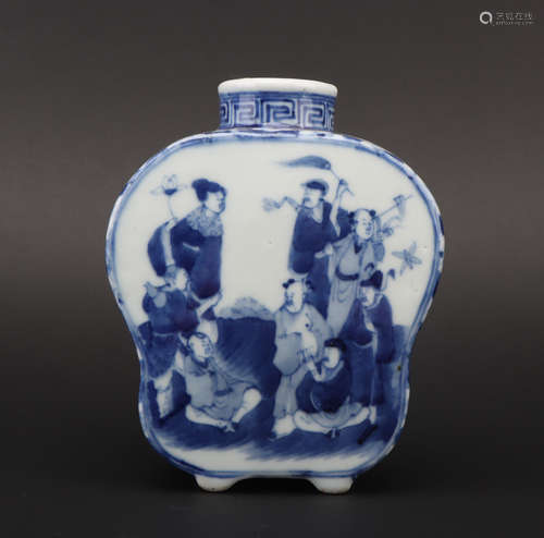 Qing dynasty blue and white jar with figure pattern