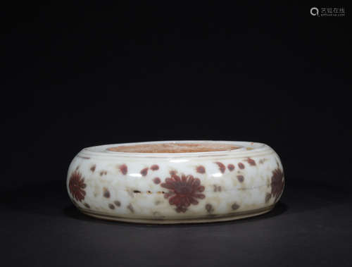 A copper-red-glazed 'floral' washer,Qing dynasty