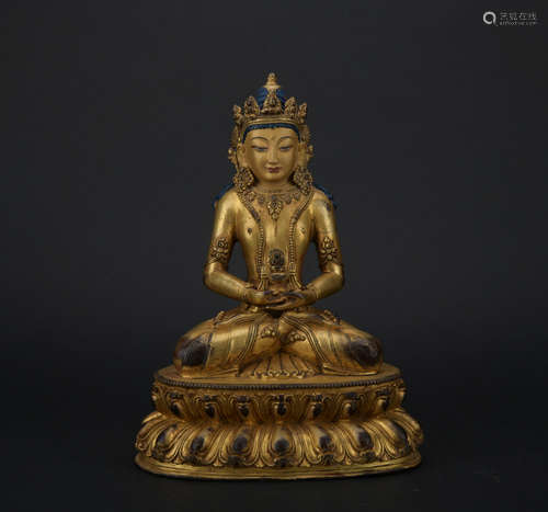 A gilt-bronze figure of Amitayus,Qing dynasty