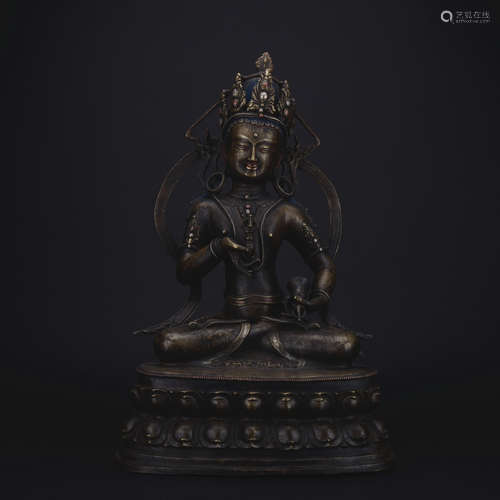 Qing dynasty bronze statue of the Akshobhya Buddha