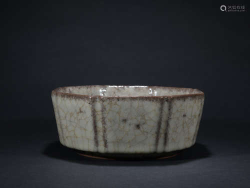 Qing dynasty Ge kiln bowl