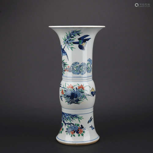 A blue and white 'floral and birds' flower goblet,Qing dynasty