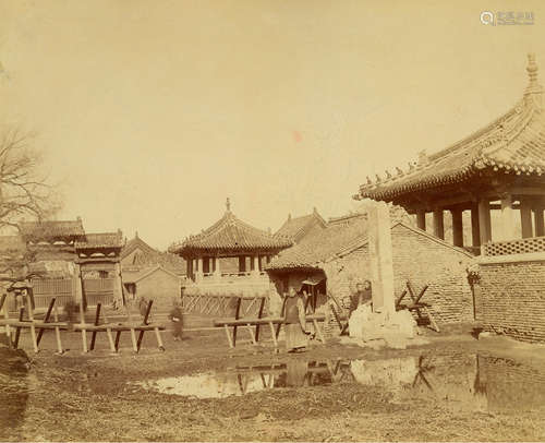 佚名 1890s 佚名 沈阳故宫武功坊牌楼 蛋白照片/Albumen Print