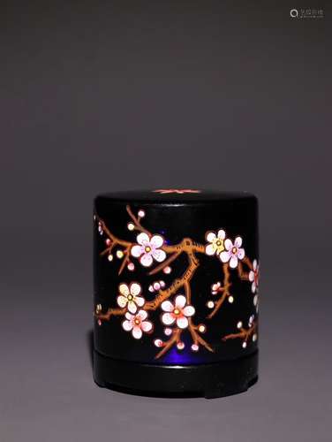 A Chinese Colored Glaze Bat Pattern Thumb Ring