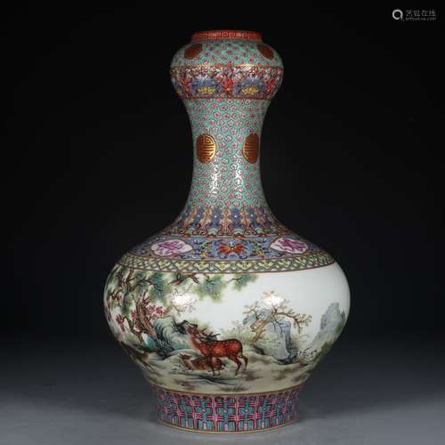 A Chinese Porcelain Famille Rose Landscape Garlic Vase