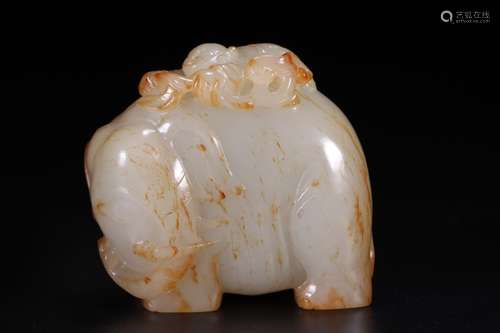 A Chinese Hetian Jade Elephant Ornament