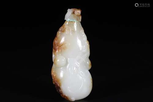 A Chinese Hetian Jade Snuff Bottle