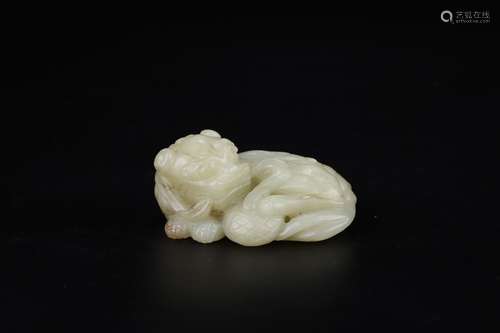 A Chinese Hetian Jade Lion Hand Piece