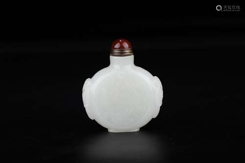 A Chinese Hetian Jade Snuff Bottle