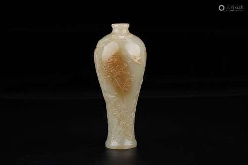 A Chinese Hetian Jade Meiping Vase