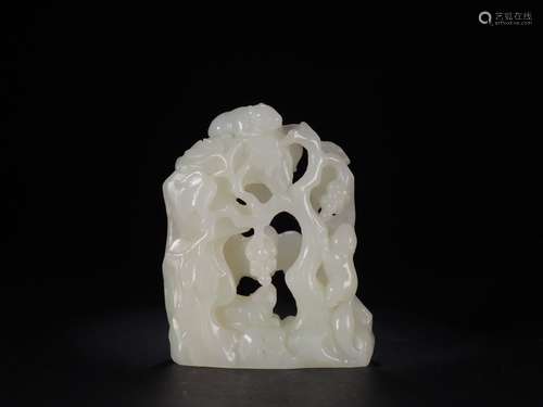 A Chinese Hetian Jade Ornament