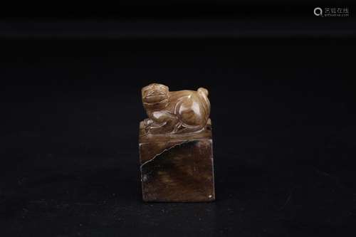 A Chinese Hetian Jade Beast Button Seal