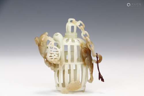 A Hetian Jade Cage for Grasshopper  in the seventeenth century