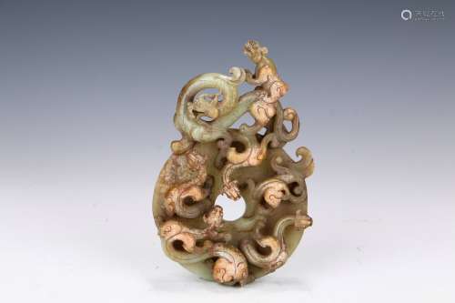 An Ancient Hetian Jade Beast Pendant in wartime in the seventeenth century
