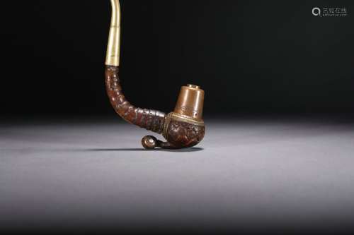A Phoebe Zhennan Wood Tobacco Pipe with Silver Inlay in the seventeenth century