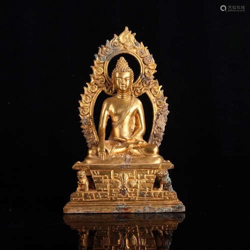 A Chinese Gild Bronze Statue of Medicine Buddha