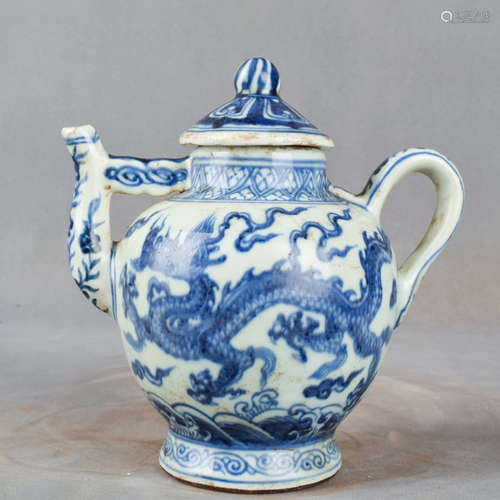 A Chinese Blue and White Dragon Pattern Porcelain Pot