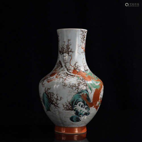 A Chinese Famille Rose Dragon Pattern Porcelain Zun