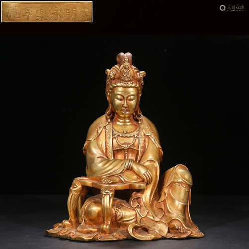 A Chinese Gild Bronze Guanyin Statue