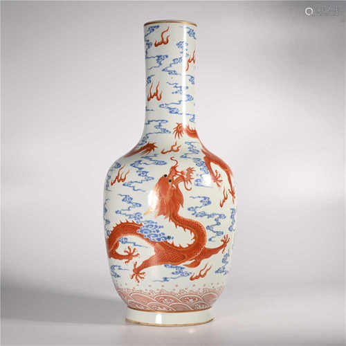 the Qing dynasty            Blue and white bottle with red dragon pattern