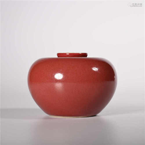 Kangxi of Qing Dynasty            Red glaze vial