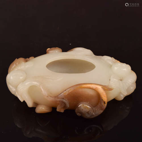 A Chinese Figure Carved Hetian Jade Brush Washer