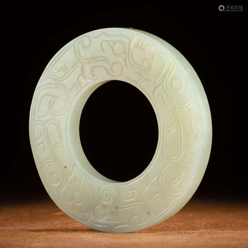 A Chinese Jade Ring