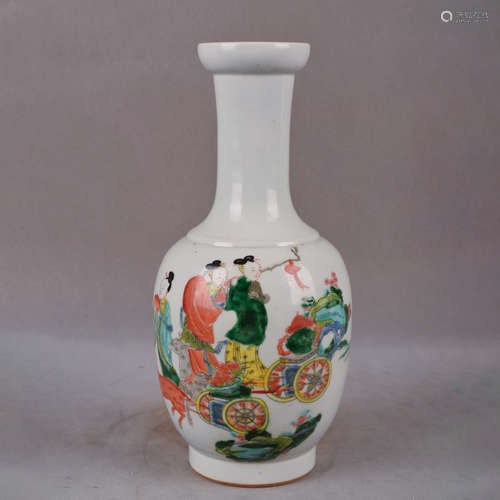 A Chinese Famille Rose Figure Painted  Porcelain Vase