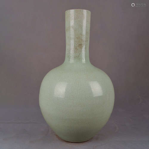 A Chinese Azure Glaze Porcelain Vase