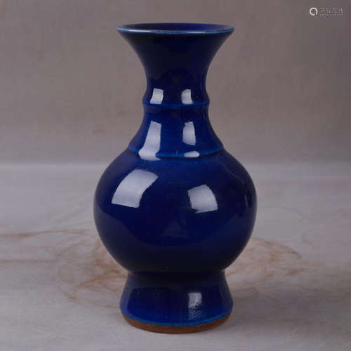 A Chinese Altar Blue Glazed Porcelain Vase