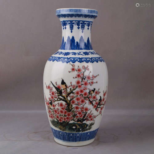 A Chinese Blue and White Famille Rose Floral Porcelain Vase