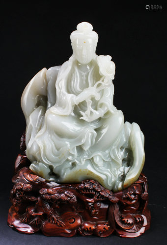 Chinese Carved Nephrite Jade Guanyin Statue…