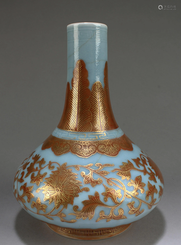 Antique Chinese Porcelain Vase