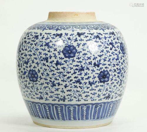 Chinese 18 C Ming-Style Blue White Porcelain Jar