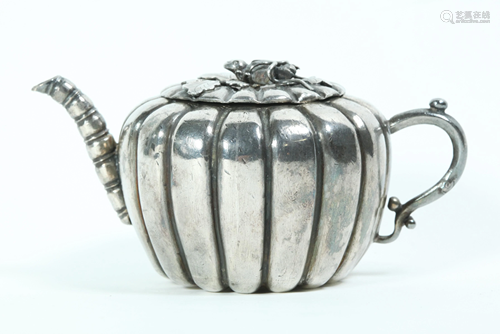 Chinese Silver 19 C Melon Shaped Teapot Bug Finial