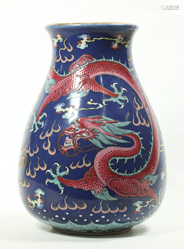 Chinese Qing Enamel & Blue Dragon Porcelain Vase