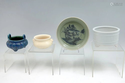 4 PIECE CHINESE PORCELAIN CENSOR & LOW …