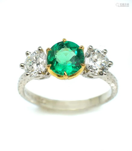 STUNNING PLATINUM & 18K EMERALD & DIAMOND RI…