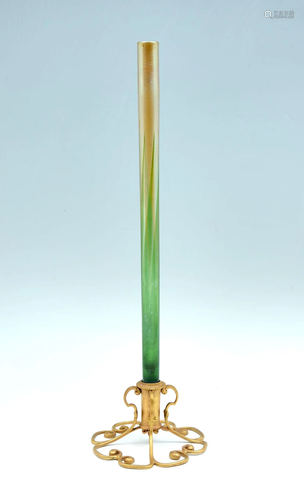 TALL TIFFANY ART GLASS BUD VASE