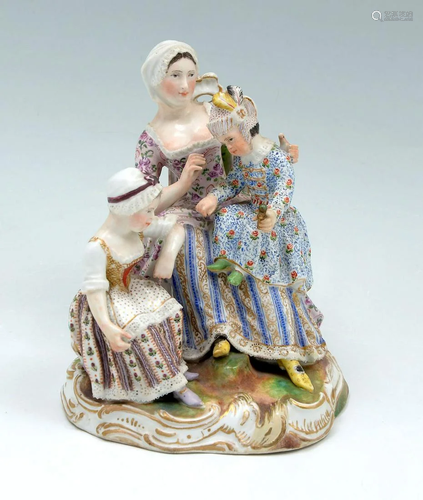 MEISSEN PORCELAIN FIGURAL GROUPING