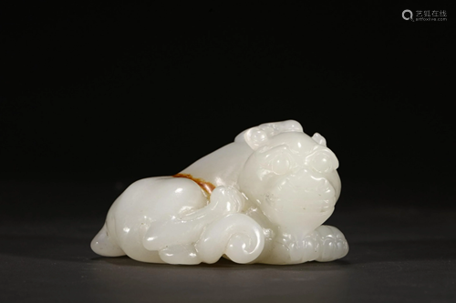 HETIAN JADE AUSPICIOUS BEAST ORNAME…