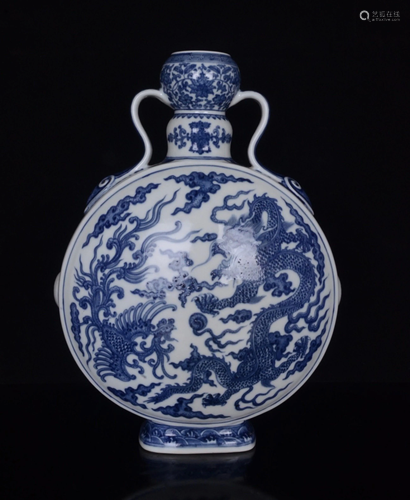 QIANLONG MARK BLUE WHITE DRAGON AND PHOE…