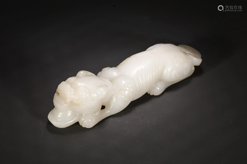 HETIAN JADE AUSPICIOUS BEAST ORNAME…