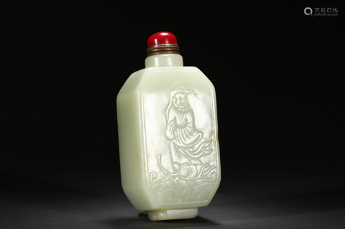 HETIAN JADE SNUFF BOTTLE