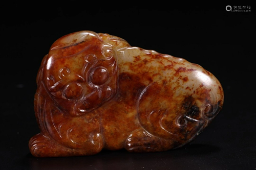 HETIAN JADE AUSPICIOUS BEAST HAND PIE…