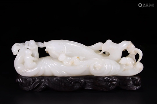 HETIAN JADE FIGURE OF BOAT